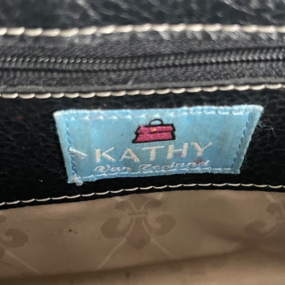 Kathy Van Zealand Jacquard Black Crossbody Bag - Picture 5 of 15